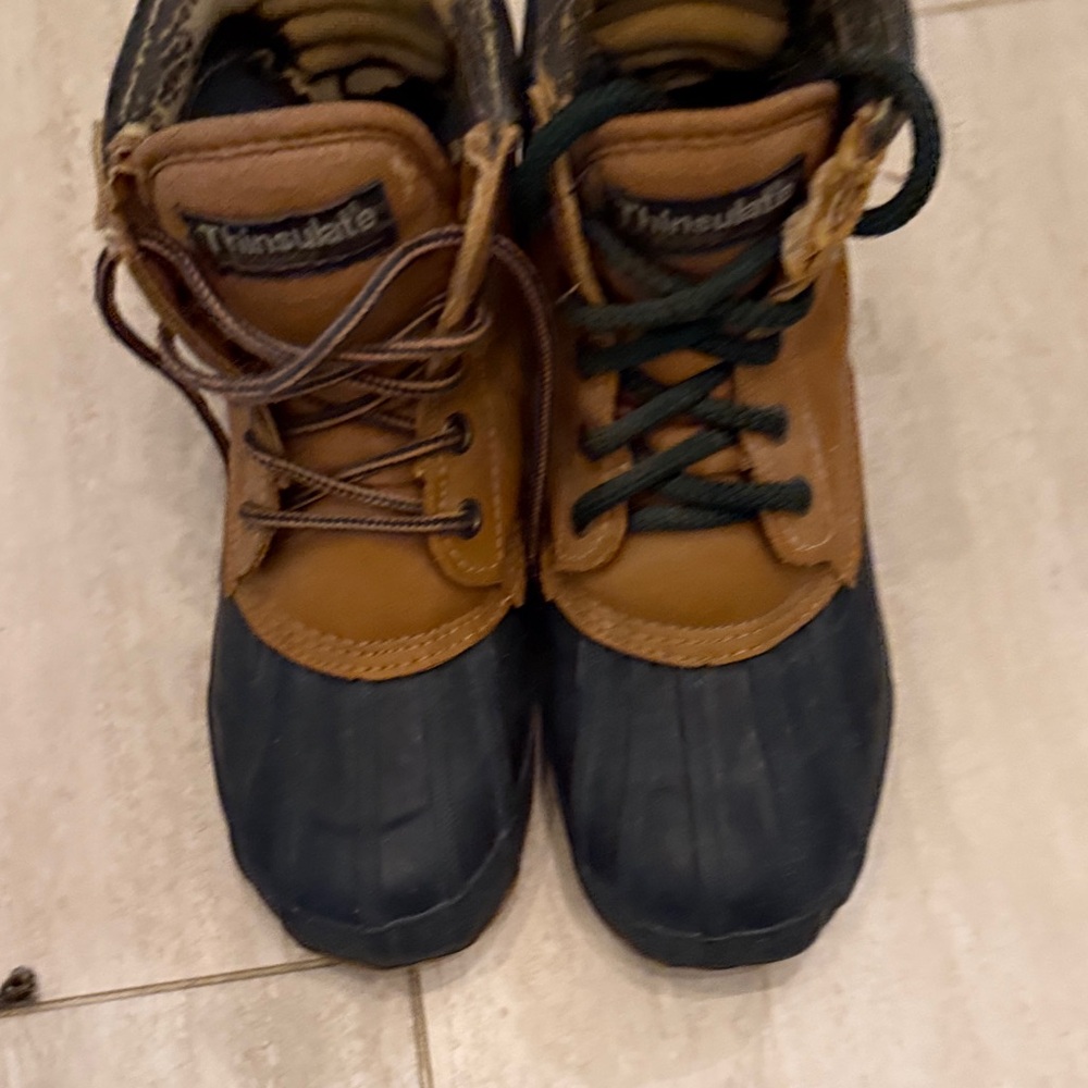 3M Thinsulate Kids' Brown and Black Boots